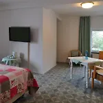 Otel Haus Moenchgut Thiessow