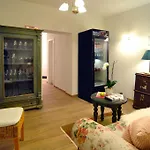 Haus Moenchgut Otel 3*
