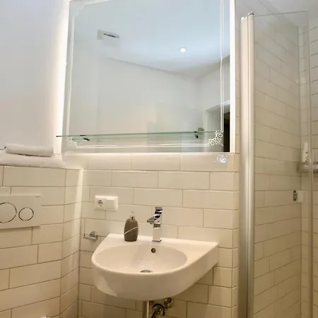 Hotell Haus Moenchgut 3*