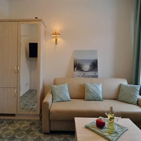 Haus Moenchgut Hotell Thiessow