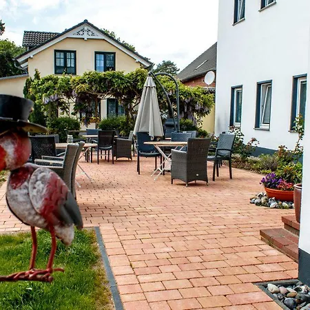 Haus Moenchgut Hotell