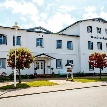 Haus Moenchgut Hotel Thiessow